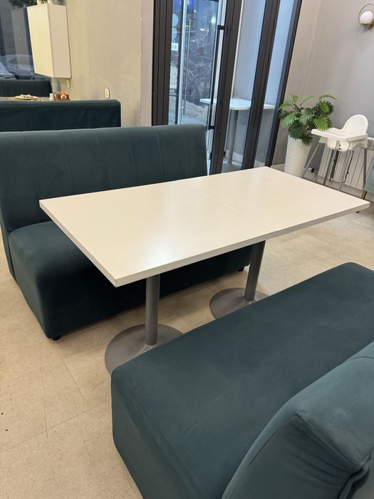 Мебель для кафе- диван, стулья, стол