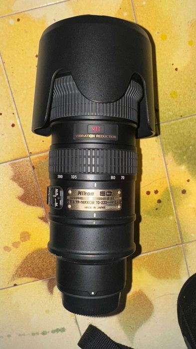Обектив Nikon AF-S VR 70-200mm f/2.8G IF-ED – професионален телеобектив + кутия, калъф, сенник