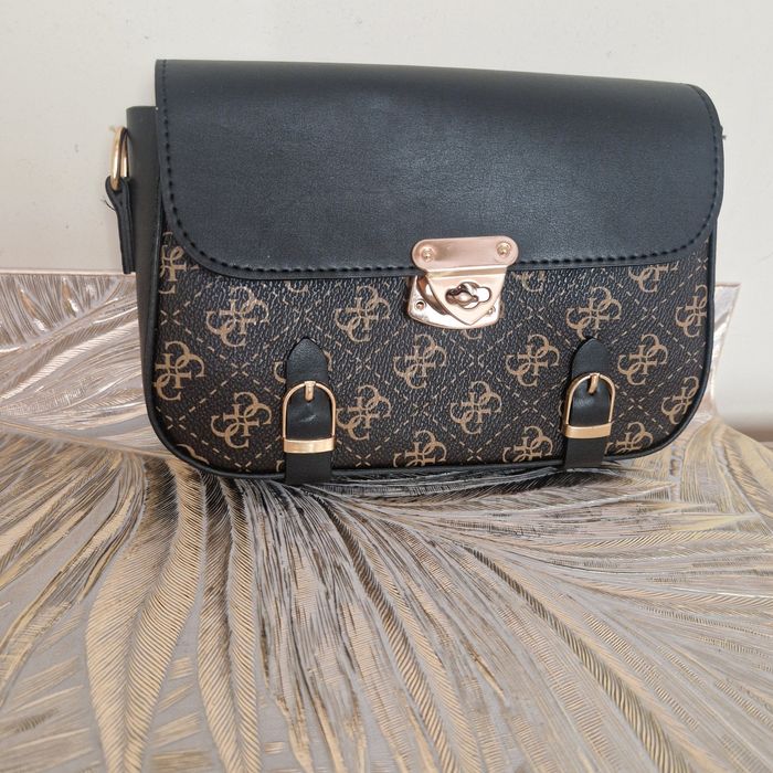 Дамска чанта нова