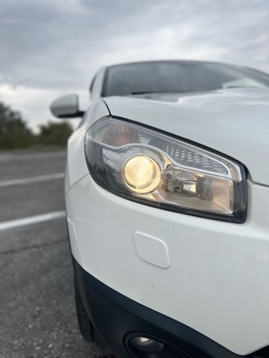 Продам Nissan Qashqai