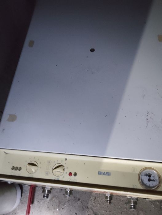 Vând Centrală Biasi