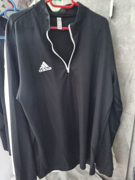 Bluza Adidas nouă cu etichetă