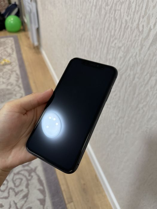 Продам IPhone 11