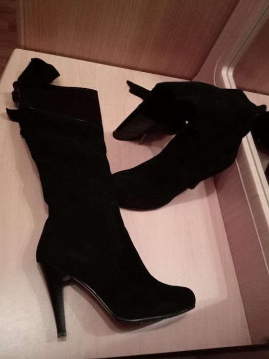 Сапоги зимние на каблуке