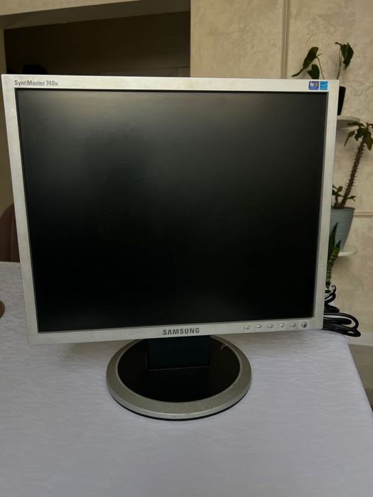 Монитор самсунг