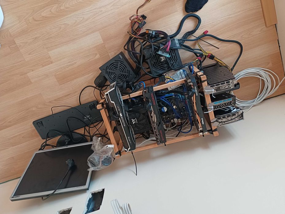 Видео карти радеон (6700,6800,6600)