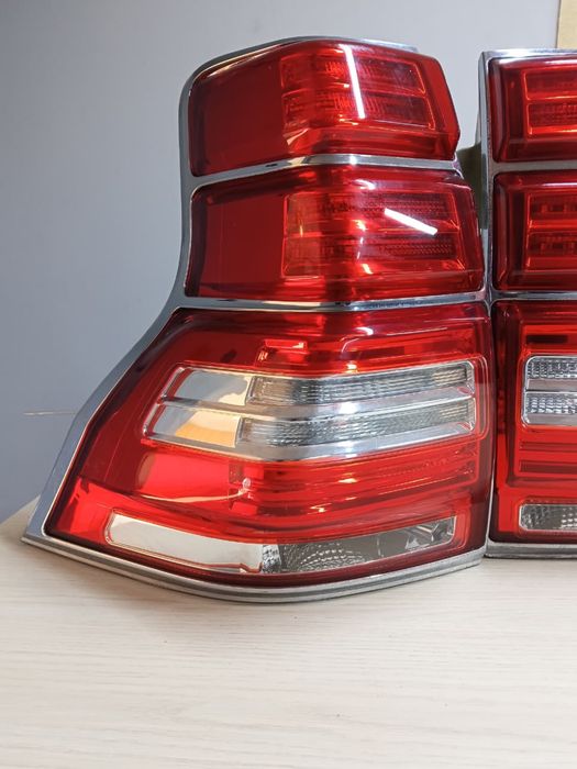 Продам задние фонари prado 150