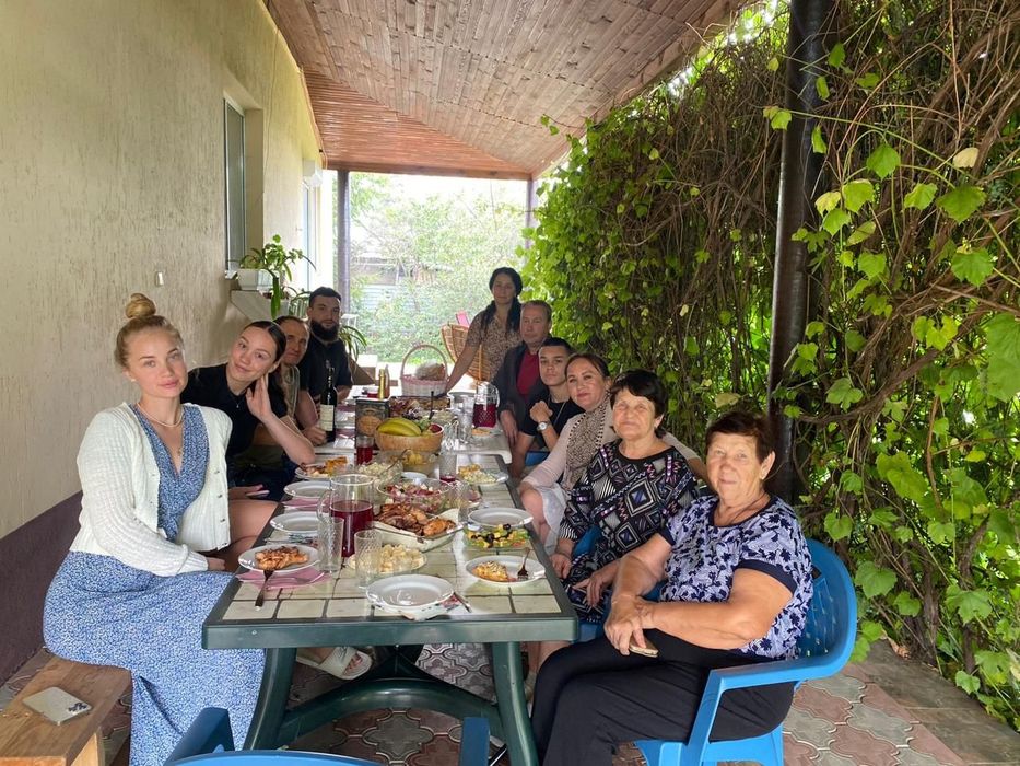 Продаю Монитор , камера ,мыш,клавиатура,все б/у