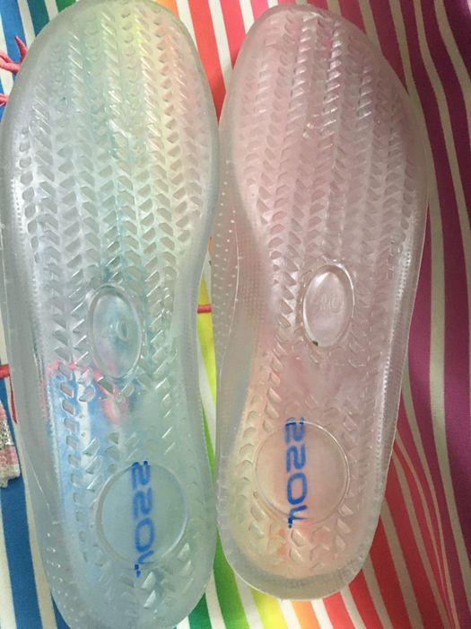 Продам аквашузы