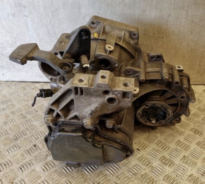 Cutie Viteze Manuala 5 Rapoarte Cod Cutie TKV 5 Trepte Skoda Octvia 3 Seat Leon Vw Golf 7 1.6 Diesel DCX CXX CXXA CXXB DGT DGTE