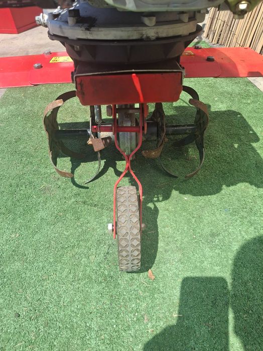 Мото фреза 40 см .