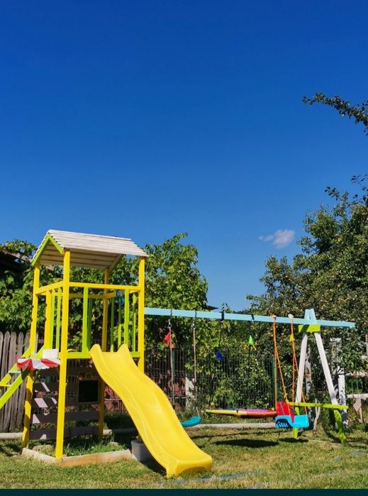 Spatiu/parc de joaca,căsuțe din lemn pentru copii,prețul începe de la
