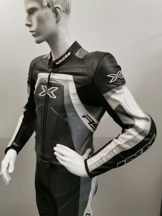Costum moto piele IXS RS2 marimea 102