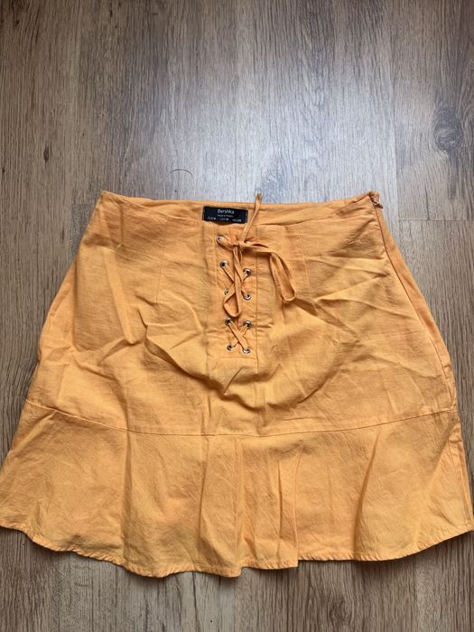 Дамска пола bershka