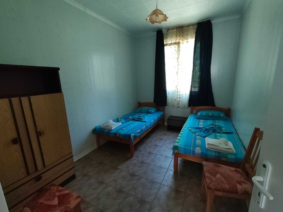 Почина база Шанс. Гр.  Ахтопол