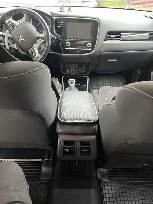 Mitsubishi Outlander Phev