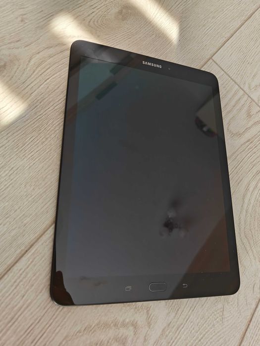 Samsung Galaxy Tab S3 LTE SM T827 32GB 4GB RAM отлично състояние