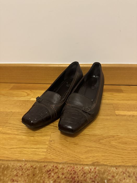 Mocasini/Balerini piele cu toc mic marimea 37