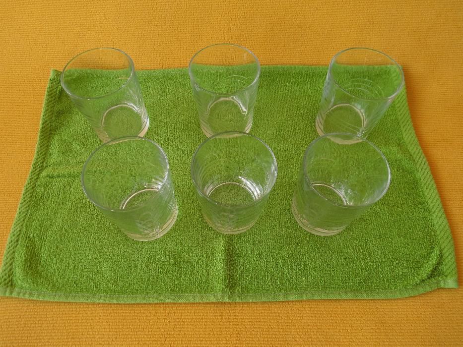Set 6 pahare pt whisky