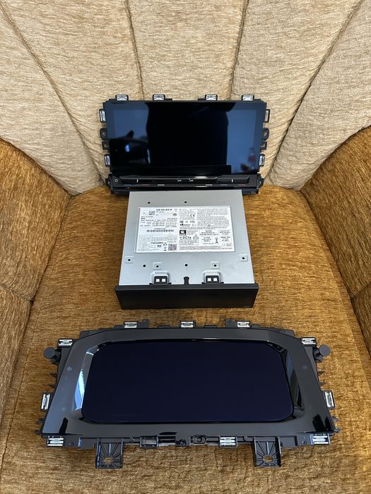 Ceasuri bord / Navigatie / Unitate VW Golf 8 : 5H0920340 / 5H0919605B