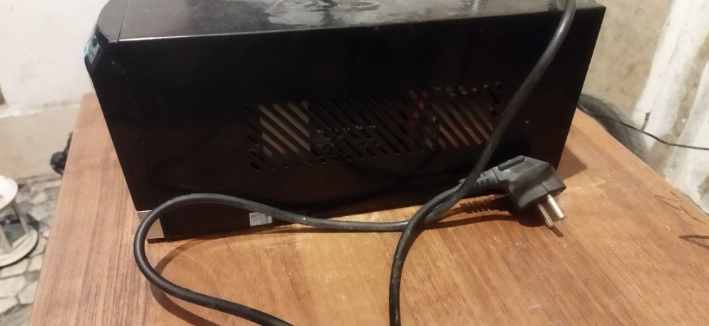 Стабилизатор напряжение.