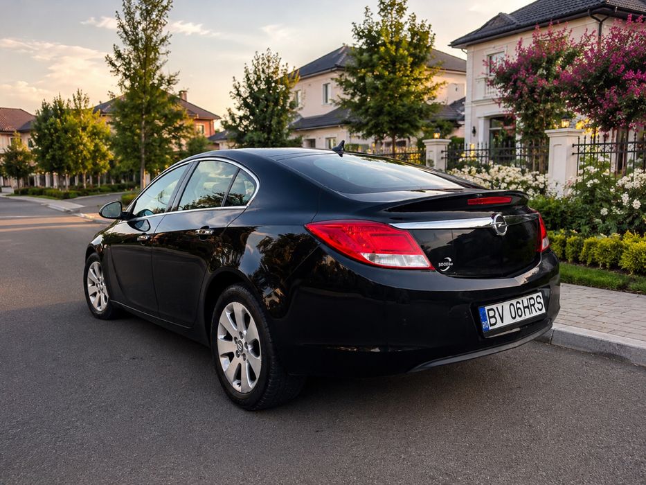 Opel Insignia 2011 2.0