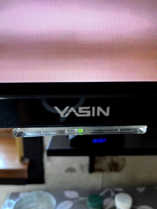 Телевизор YASIN32