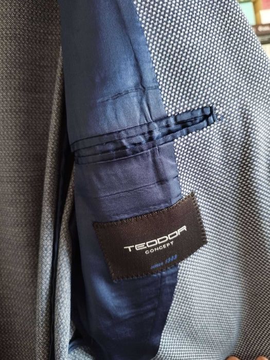 Луксозни и официални сака на TEODOR