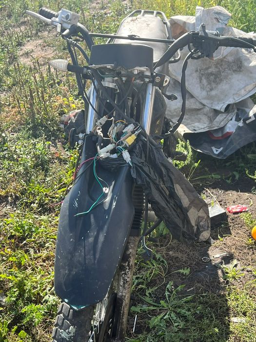 Продам эндуро 250куб