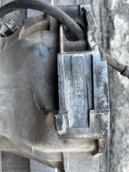 Продаю коробку Ауди б4