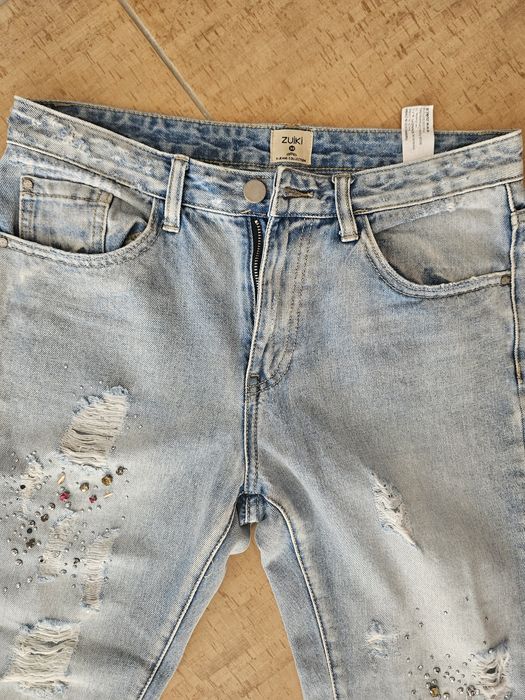 Blugi dama cu rupturi stil mom fit, marimea 38