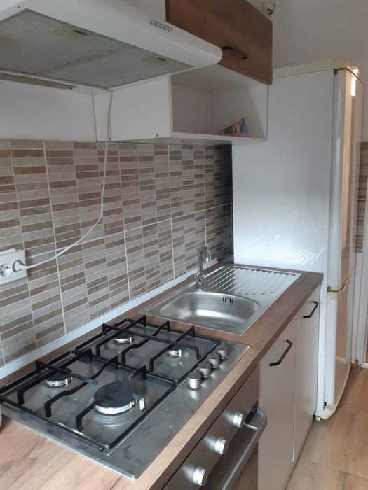 Inchiriez Apartament 2 camere, Sebastian