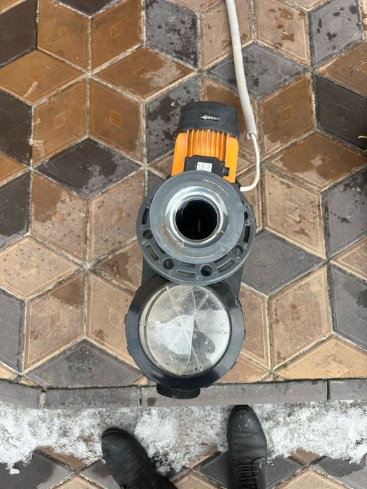 Продам насос,для бассейна .