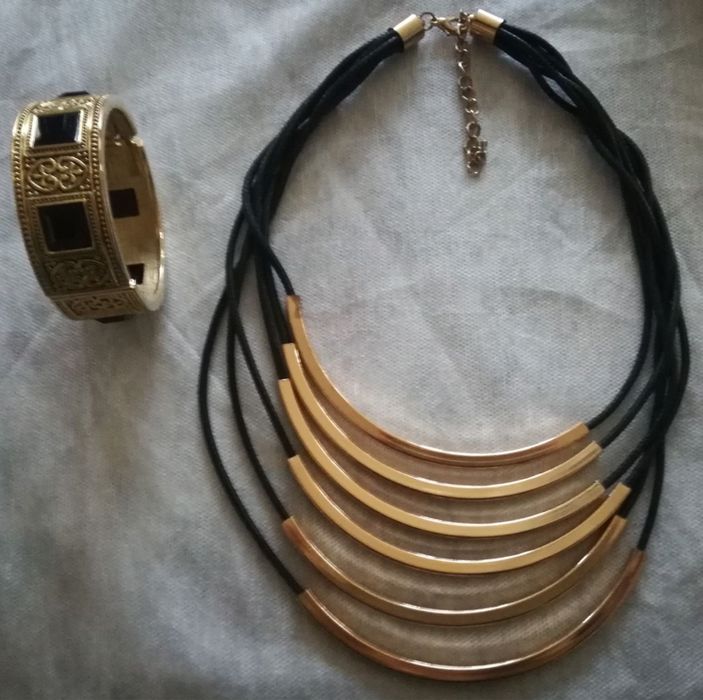 стилно тройно колие и гривна