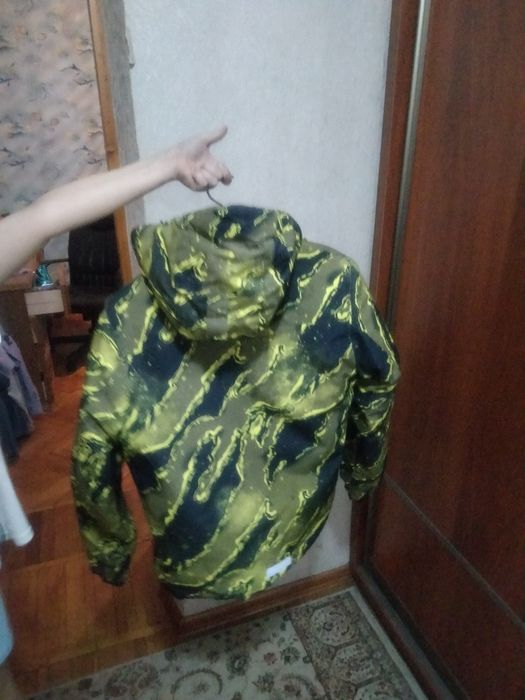 Продам зимнюю куртку