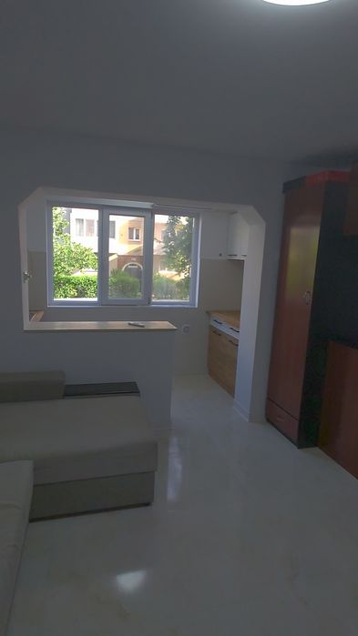 Garsoniera de închiriat