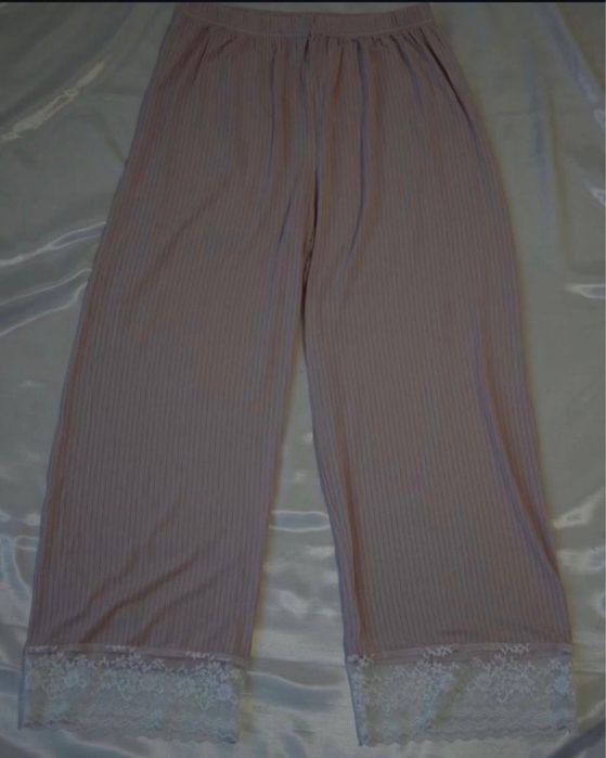 Женская пижама.