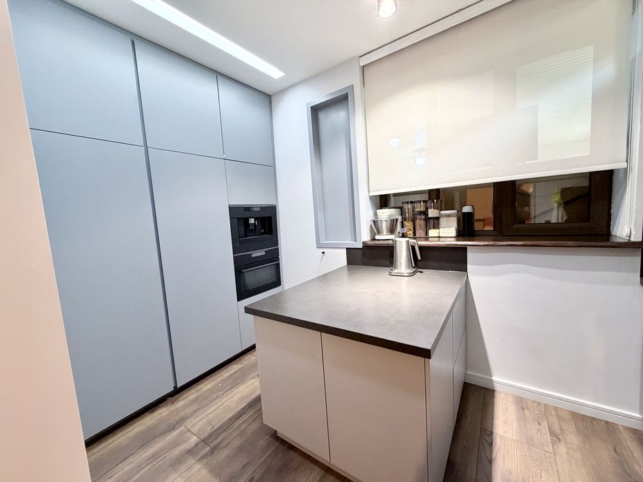 4-комн. квартира, 104 м², 1/5 эт. — Коратош