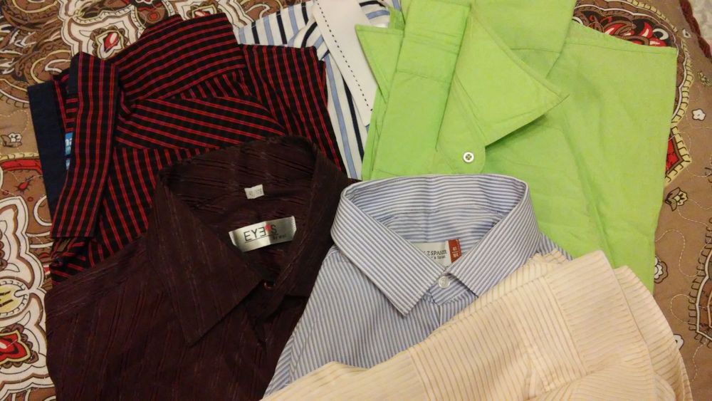 Продам мужские рубашки