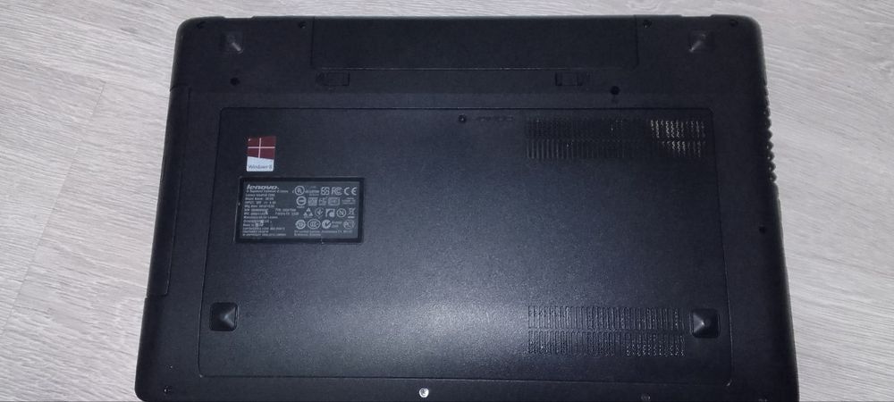 Ноутбук Lenovo (оригинал)