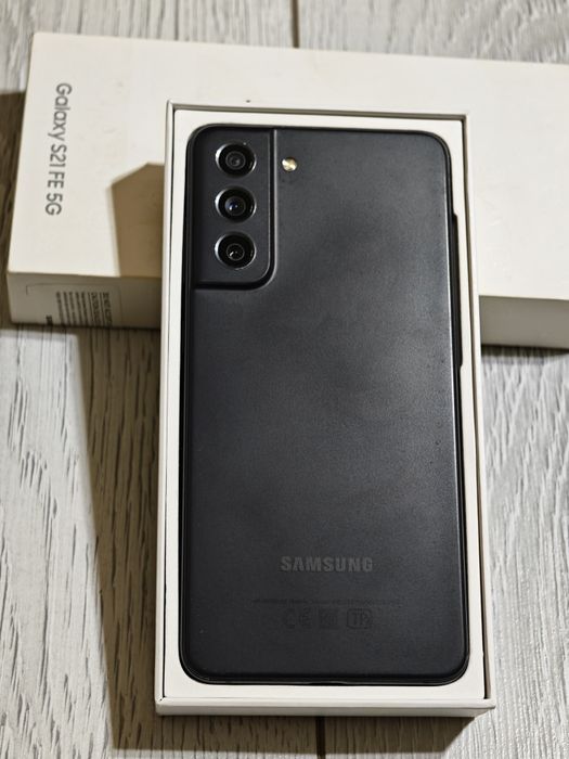 Samsung S21 FE 128 gb Ram 6 5G