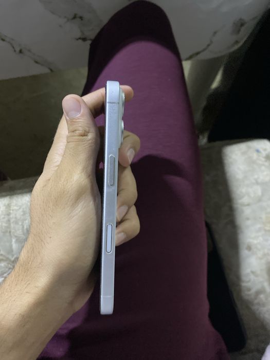 Продам Iphone 16 256 gb айфон 16 256 гб идеал