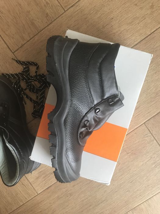 ЧИСТО Нови мъжки кожени сейфти БОТИ