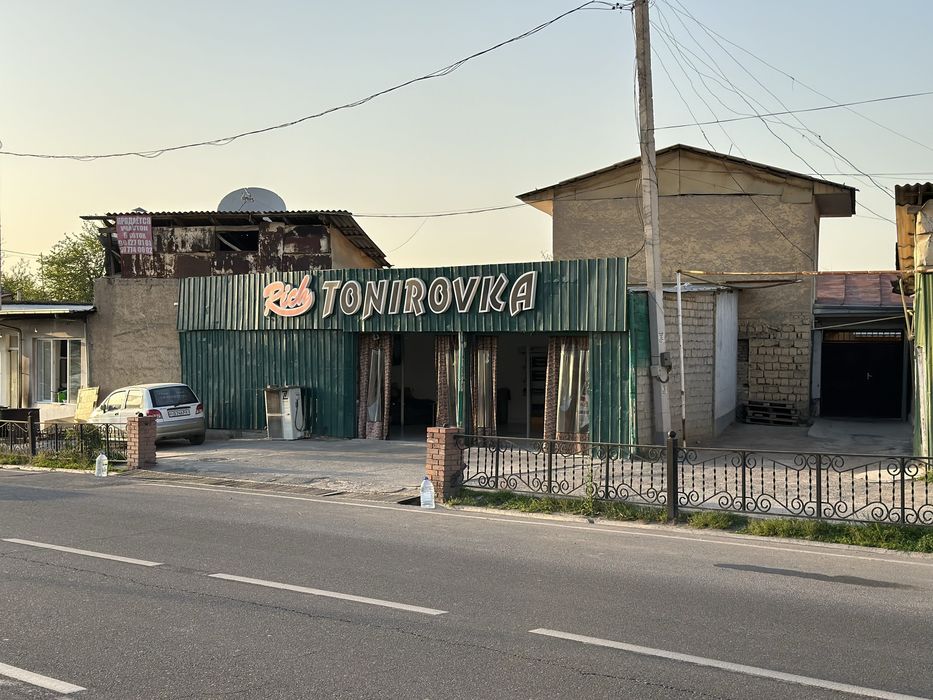 Олмазор туман Нурафшон кўчада 1 линия йўлни юзи 1 сотих нархи 120.000