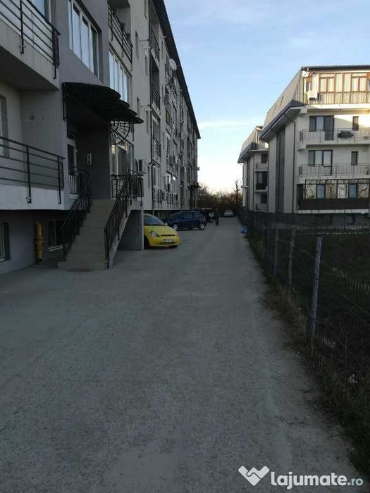 Vand Garsoniera mobilata/spatioasa/decomandata/LOC PARCARE INCLUS