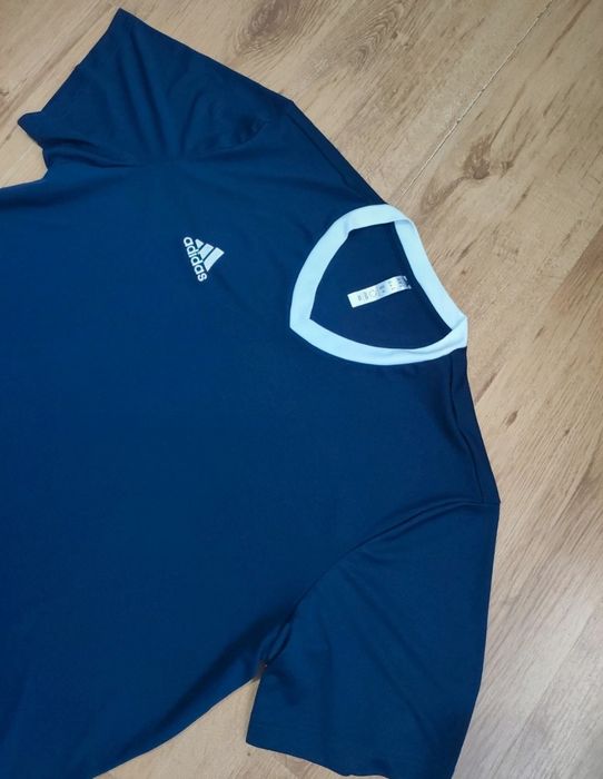 Tricou Adidas mărimea XXL