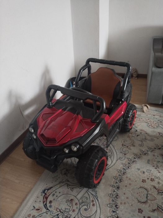 Продам Электромобиль детский