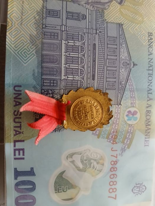 Franța  "insigne de butonie'"