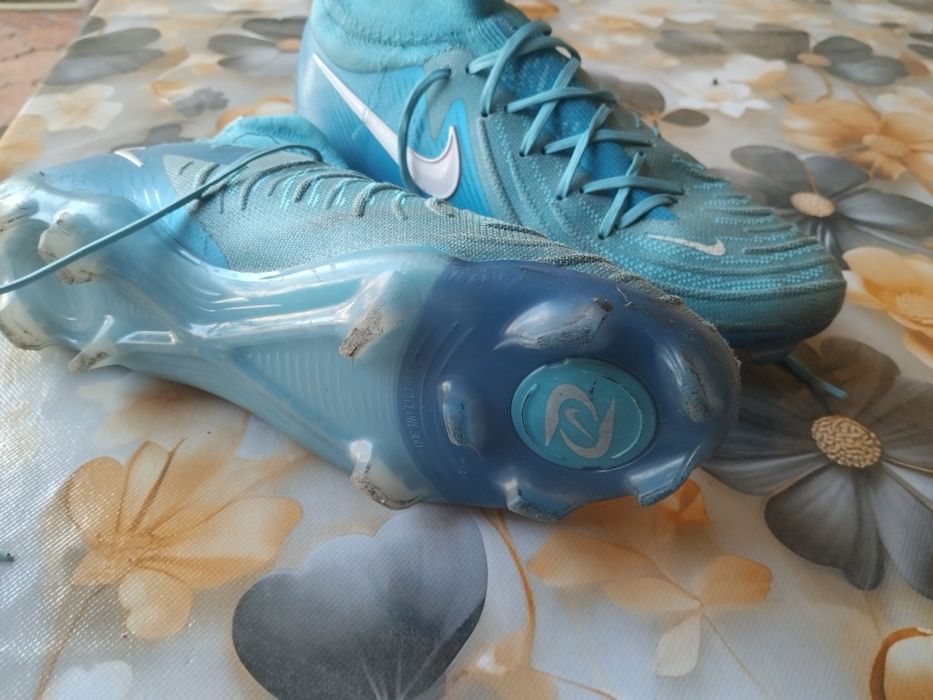 Phantom butsi futbol uchun