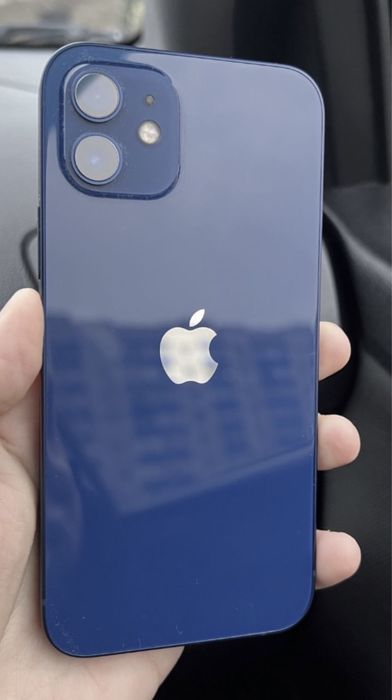 Айфон 12 с каробкой